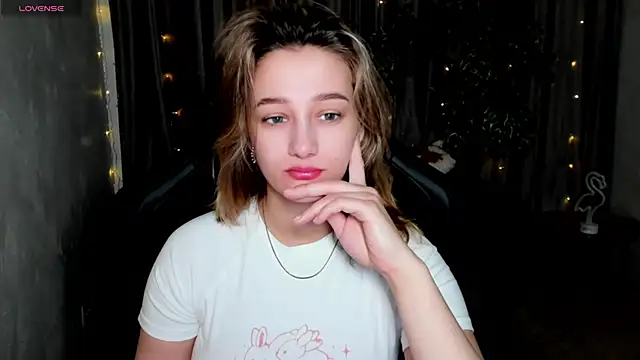 Sinty Noria online show from March 2025 01:09:01 AM