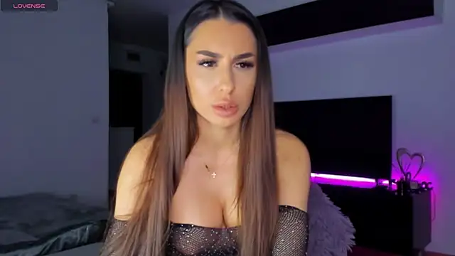 K chic online show from March 2025 09:01:02 PM