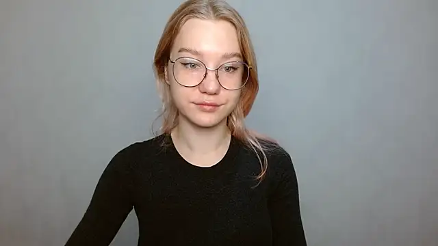 Snapshot of cindi_hot chatting on December 2024 09:50:01 AM cindi hot online show from December 2024 09:50:01 AM