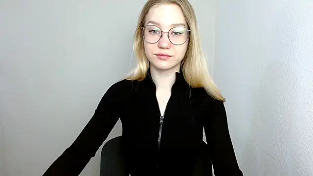 Snapshot of cindi_hot chatting on March 2025 09:10:02 AM cindi hot online show from March 2025 09:10:02 AM