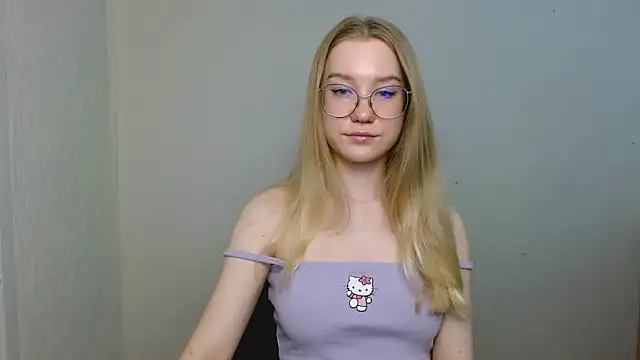 cindi hot online show from March 2026 01:39:01 PM