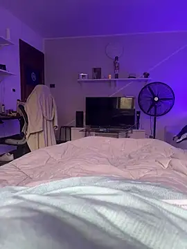 Snapshot of 1ninefellababy chatting on February 2025 09:34:02 AM 1ninefellababy online show from February 2025 09:34:02 AM