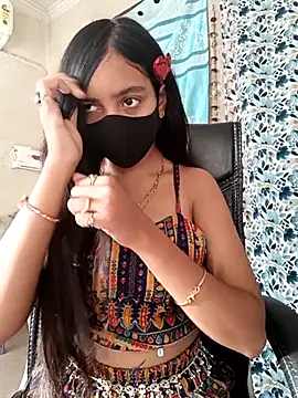 Snapshot of Parinaaz18 chatting on September 2025 02:11:01 AM Parinaaz18 online show from September 2025 02:11:01 AM