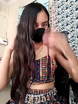 Snapshot of Parinaaz18 chatting on September 2025 02:02:02 AM Parinaaz18 online show from September 2025 02:02:02 AM