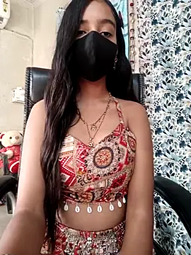 Snapshot of Parinaaz18 chatting on October 2025 01:48:02 AM Parinaaz18 online show from October 2025 01:48:02 AM