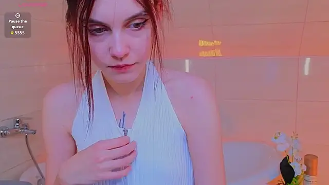 Snapshot of SusieMorris chatting on November 2025 10:10:02 AM SusieMorris online show from November 2025 10:10:02 AM