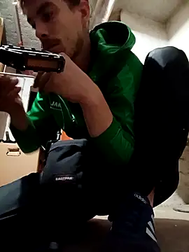 Snapshot of KidoXVII chatting on October 2025 01:11:01 PM KidoXVII online show from October 2025 01:11:01 PM