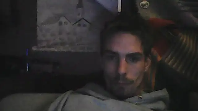 Snapshot of KidoXVII chatting on October 2025 12:33:01 AM KidoXVII online show from October 2025 12:33:01 AM