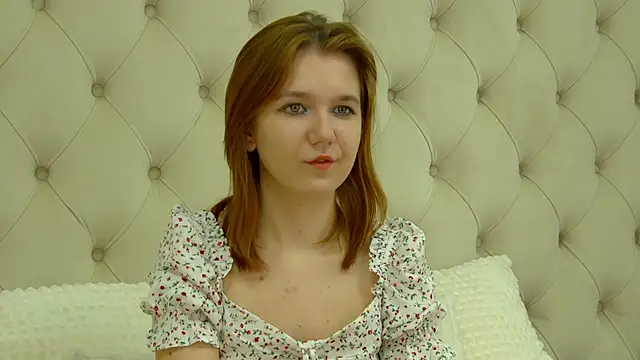 LessySmith online show from February 2025 07:14:02 PM