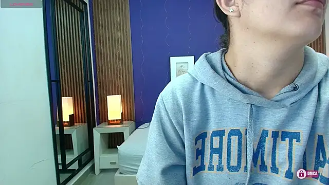 alina martinelli online show from September 2025 11:58:01 AM