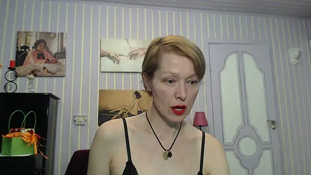 Snapshot of Marquise555 chatting on March 2026 05:19:01 PM Marquise555 online show from March 2026 05:19:01 PM