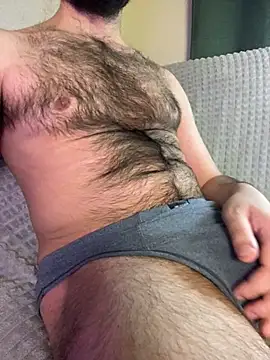 Deckard Webb1  online show from November 2025 05:56:02 AM