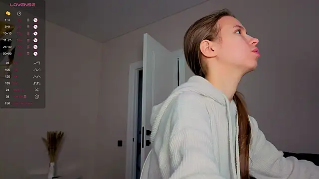 Snapshot of Dream_emma chatting on September 2025 01:33:02 AM Dream emma online show from September 2025 01:33:02 AM