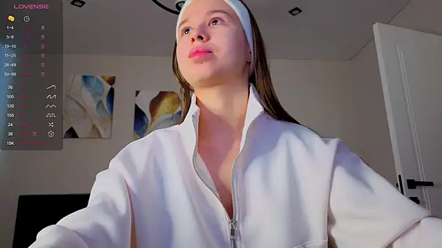 Snapshot of Dream_emma chatting on October 2025 06:22:02 AM Dream emma online show from October 2025 06:22:02 AM