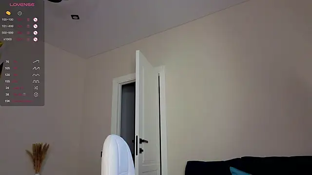 Snapshot of Dream_emma chatting on October 2025 01:44:01 AM Dream emma online show from October 2025 01:44:01 AM