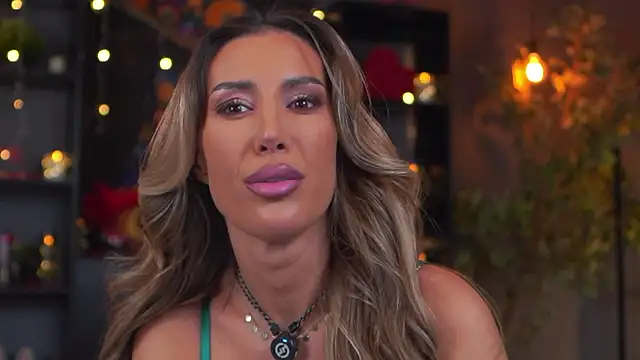 Evelyn Evyyy online show from February 2026 07:15:02 PM