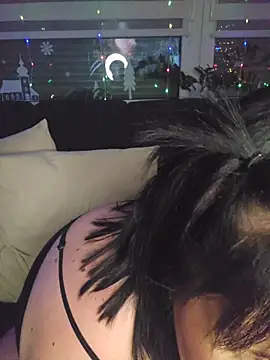 -BonnieBlack- online show from December 2025 04:52:01 AM