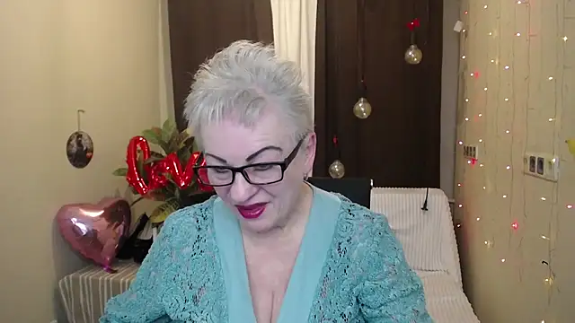 KayleSmoll online show from February 2025 07:28:02 PM