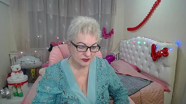 KayleSmoll online show from March 2025 04:41:01 AM