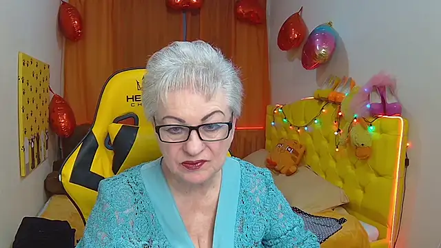 KayleSmoll online show from March 2025 05:00:01 AM