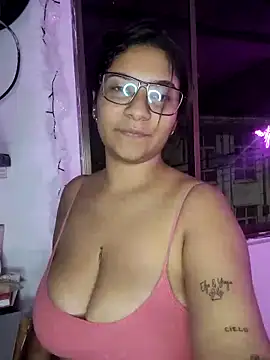 Sofythom1 online show from February 2025 03:39:02 AM