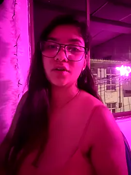 Sofythom1 online show from March 2025 03:55:02 AM