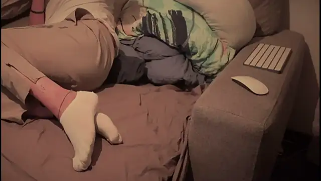 Snapshot of swissMen_DE chatting on March 2025 11:15:01 PM swissMen DE online show from March 2025 11:15:01 PM