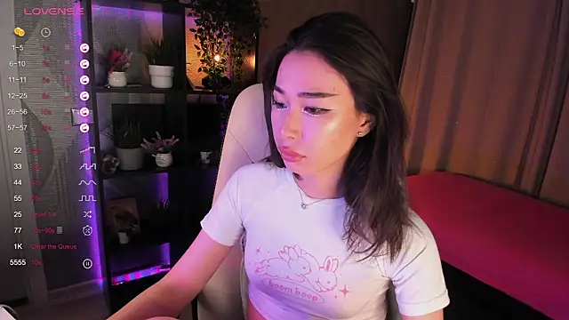 sensualily online show from September 2025 03:46:02 PM