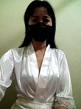 Snapshot of YunLem chatting on January 2025 01:24:01 AM YunLem online show from January 2025 01:24:01 AM