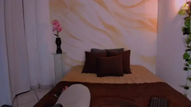 CherryBlossomm  online show from December 2025 01:04:02 AM