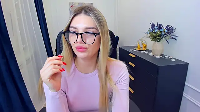 SelenaeMoore online show from February 2026 03:36:02 AM