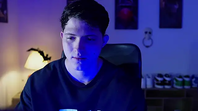 Hazzan Velez online show from November 2025 12:32:01 AM