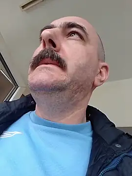 Snapshot of Maryo0001 chatting on March 2026 09:13:01 AM Maryo0001 online show from March 2026 09:13:01 AM