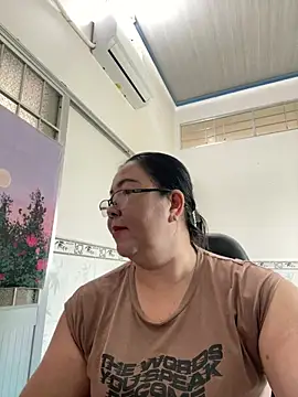 Snapshot of NDith chatting on March 2025 04:20:02 AM NDith online show from March 2025 04:20:02 AM