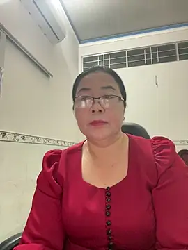 Snapshot of NDith chatting on March 2025 02:12:01 PM NDith online show from March 2025 02:12:01 PM