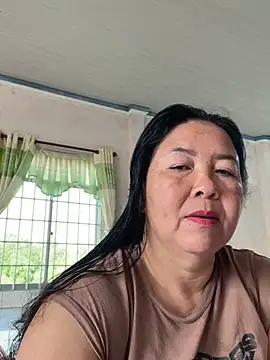 Snapshot of NDith chatting on March 2025 12:49:02 AM NDith online show from March 2025 12:49:02 AM