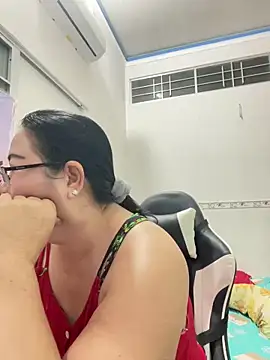 Snapshot of NDith chatting on March 2025 09:21:01 PM NDith online show from March 2025 09:21:01 PM