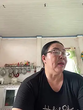 Snapshot of NDith chatting on March 2025 04:05:02 AM NDith online show from March 2025 04:05:02 AM