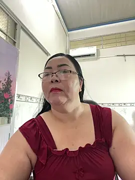 Snapshot of NDith chatting on September 2025 05:40:01 AM NDith online show from September 2025 05:40:01 AM