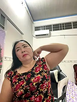 Snapshot of NDith chatting on September 2025 11:21:01 AM NDith online show from September 2025 11:21:01 AM