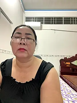 Snapshot of NDith chatting on September 2025 12:31:02 PM NDith online show from September 2025 12:31:02 PM