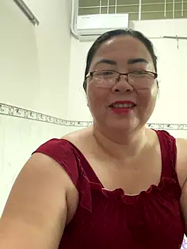 Snapshot of NDith chatting on September 2025 12:36:02 AM NDith online show from September 2025 12:36:02 AM