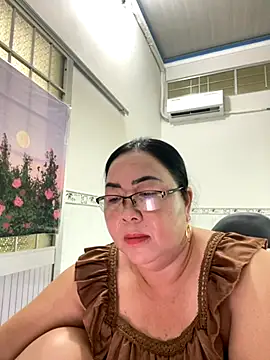 Snapshot of NDith chatting on October 2025 09:07:02 AM NDith online show from October 2025 09:07:02 AM