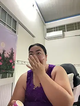 Snapshot of NDith chatting on October 2025 11:25:02 PM NDith online show from October 2025 11:25:02 PM