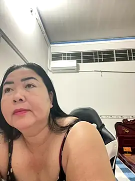 Snapshot of NDith chatting on October 2025 09:59:01 PM NDith online show from October 2025 09:59:01 PM