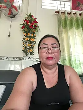 Snapshot of NDith chatting on October 2025 11:57:01 PM NDith online show from October 2025 11:57:01 PM