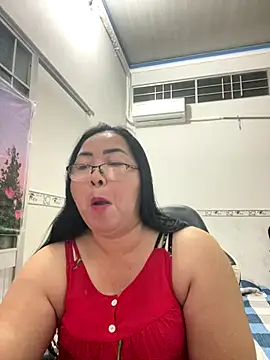 Snapshot of NDith chatting on October 2025 01:57:02 PM NDith online show from October 2025 01:57:02 PM