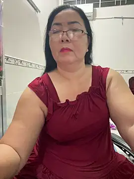 Snapshot of NDith chatting on November 2025 02:28:01 PM NDith online show from November 2025 02:28:01 PM