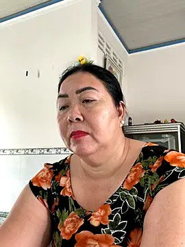 Snapshot of NDith chatting on November 2025 01:50:02 AM NDith online show from November 2025 01:50:02 AM