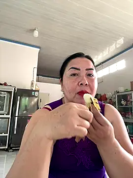 Snapshot of NDith chatting on November 2025 12:46:01 AM NDith online show from November 2025 12:46:01 AM